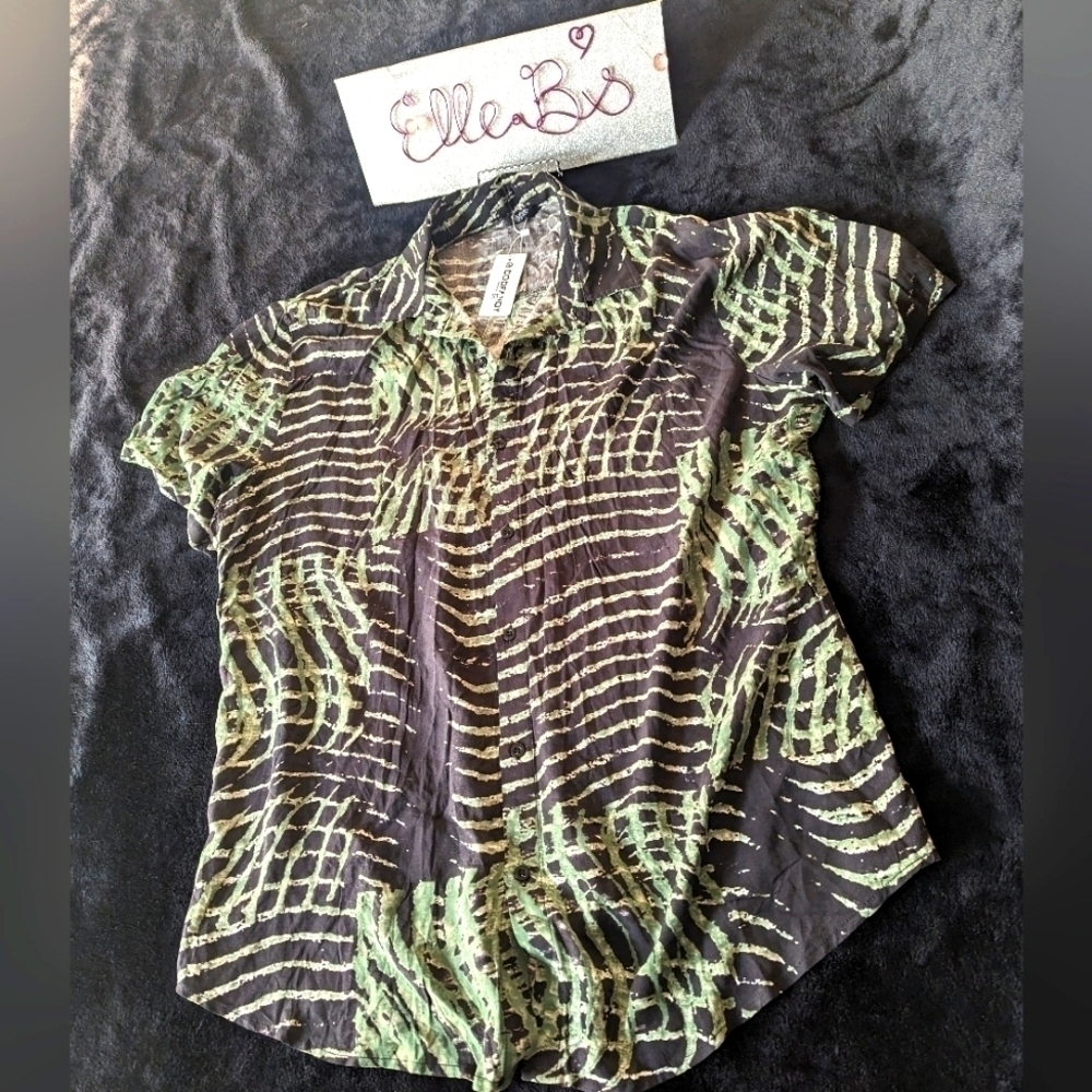 Button Down Shirt XL
